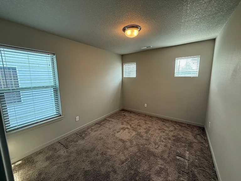 7709 NE 91st Ave — Photo 20