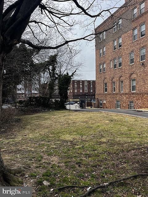 1st image of 1511 W Allegheny Ave