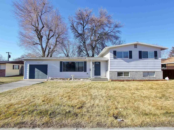 1185 N 6th St E, Mountain Home, ID 83647