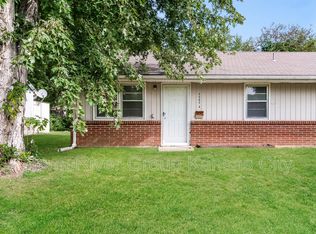10502 E Winner Rd APT A, Independence, MO 64052