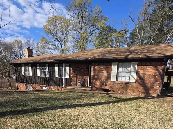 1120 Oak St, New London, TX 75682