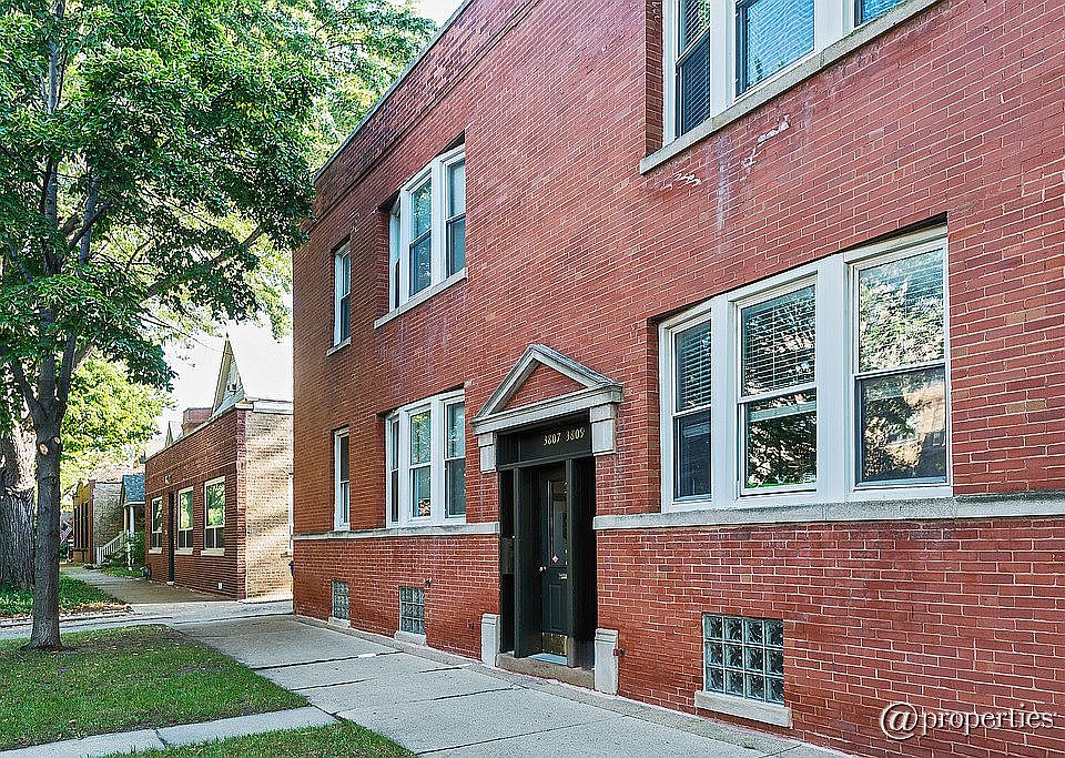 1st image of 3807 N Ravenswood Ave #2