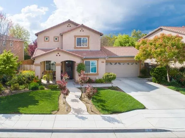2360 S Playa Ave, Fresno, CA 93727
