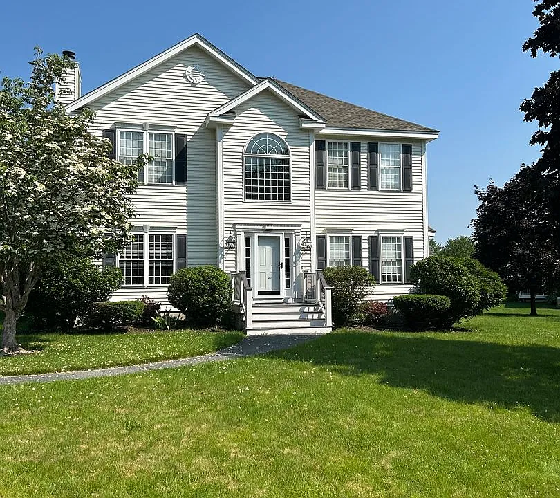 57 Constance St