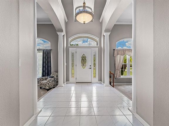 4th image of 8627 Bow Ct