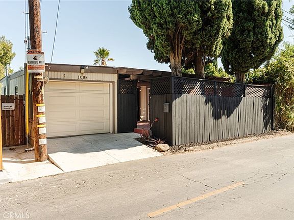 2nd image of 1088 Montecito Dr