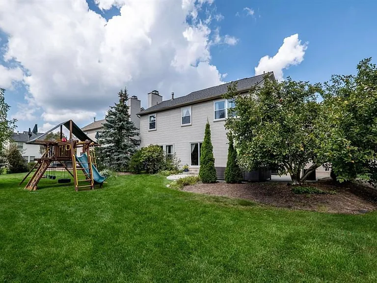 1760 Dogwood Trl — Photo 41