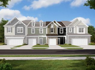 271 Harpers Run Ln, Matthews, NC 28104
