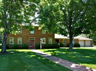 1408 Pendennis Cir, Lexington, KY