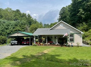 1414 Highway 261, Bakersville, NC 28705