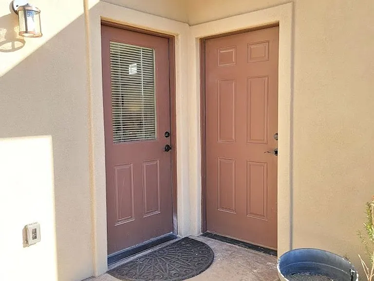 255 S 1150 W — Photo 29