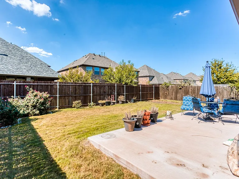 1404 Pillar Bluff Way — Photo 21