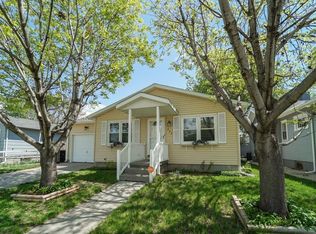 923 E 7th St, Grand Island, NE 68801