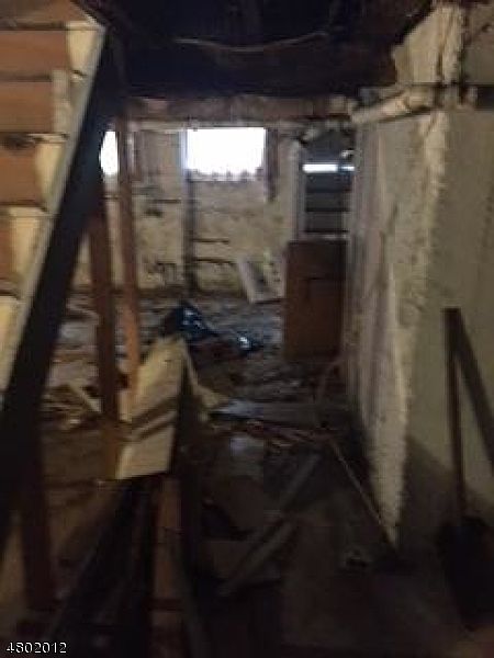2nd image of 537-539 Jersey Ave