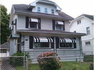 107 Bradburn St, Rochester, NY 14619