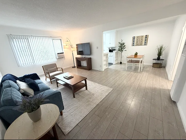 3361 Bagley Ave #16 — Photo 1