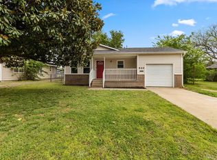 520 E Highland St, Tecumseh, OK 74873