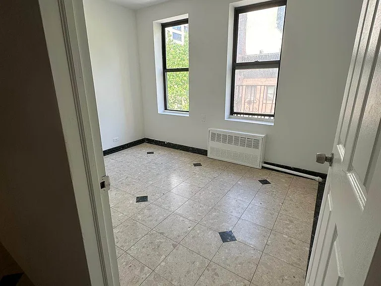 224 E 48th St #4A — Photo 8