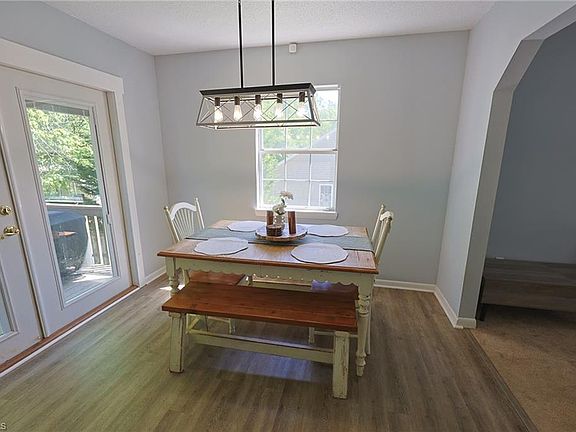 4th image of 1474 Sherwood Dr