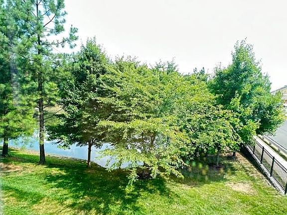 3rd image of 14710 Mason Creek Cir #24