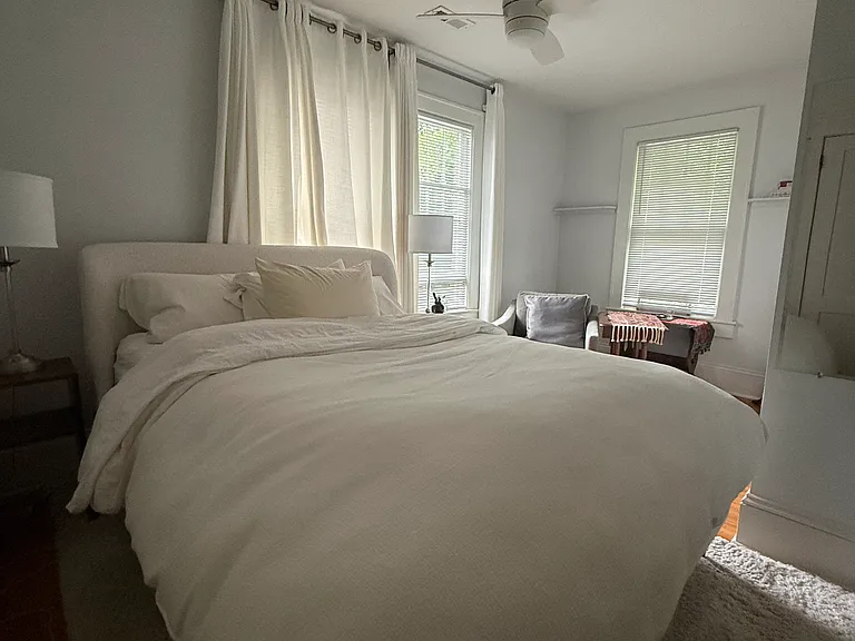 526 Oakland Ave #D — Photo 6