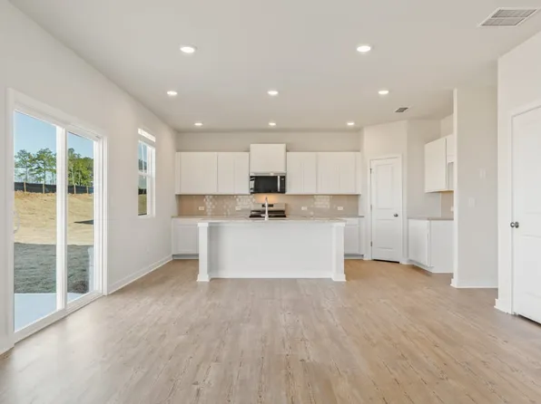 2704 Mourning Dove Dr, Grayson, GA 30017