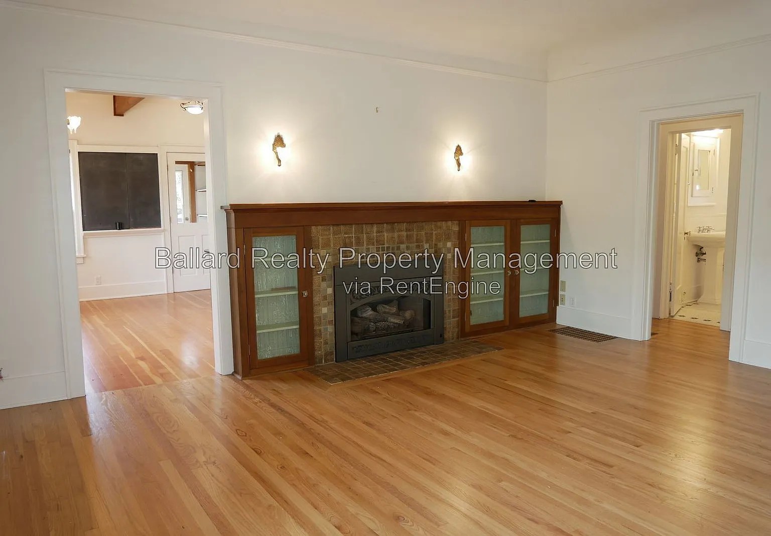 5 bed, 3.0 bath, 2920 sqft, $6,250 — Photo 4