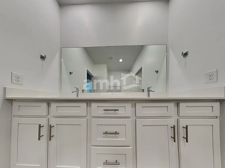 13098 N Mustang Crossing Rd — Photo 13