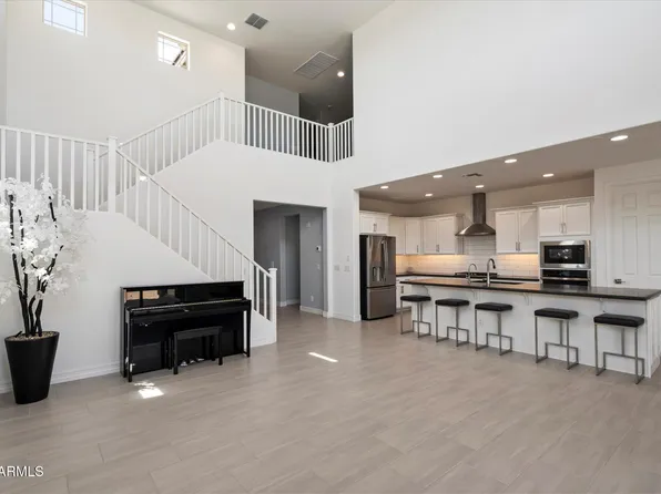 16730 W SIERRA Street, Surprise, AZ 85388