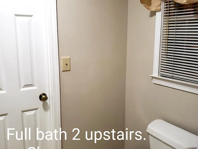 Glenwhite Dr — Photo 17