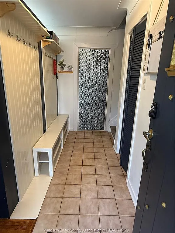 3 bed, $2,000 — Photo 4