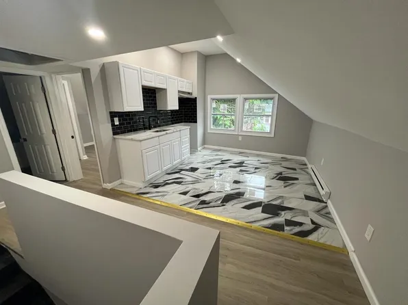 369 Mechanic St Floor 3, Orange, NJ 07050