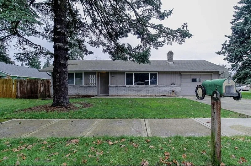 1420 NE 142nd Ave