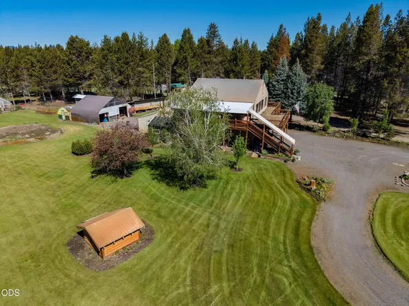 52971 Bridge Dr, La Pine, OR 97739