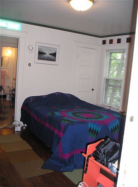 332 E. Jefferson # 3 Living room/Bedroom
