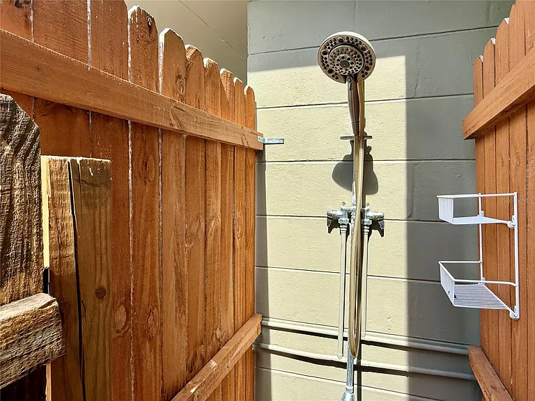 2440 Anastasia Dr — Photo 18
