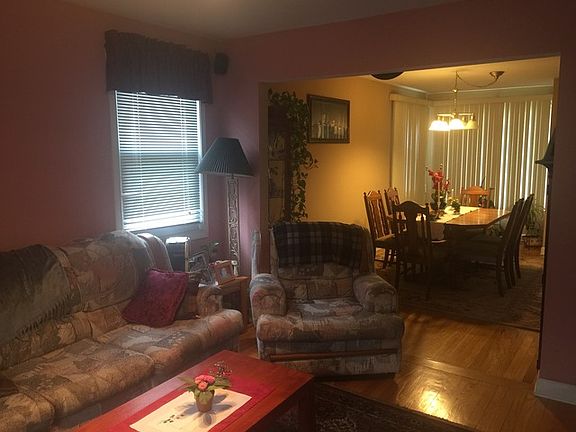 5th image of 3509 Louis St