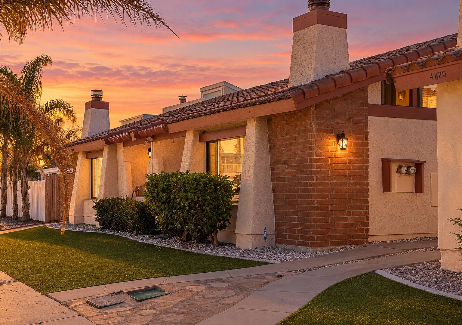 3 Bedroom + 2 Bathroom Condo | The Dunes | Oxnard | Unfurnished — Photo 1