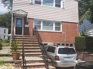 17 Troy Ct, Maplewood, NJ 07040