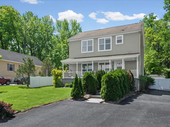 21 Sidewell Ct, Baltimore, MD 21221