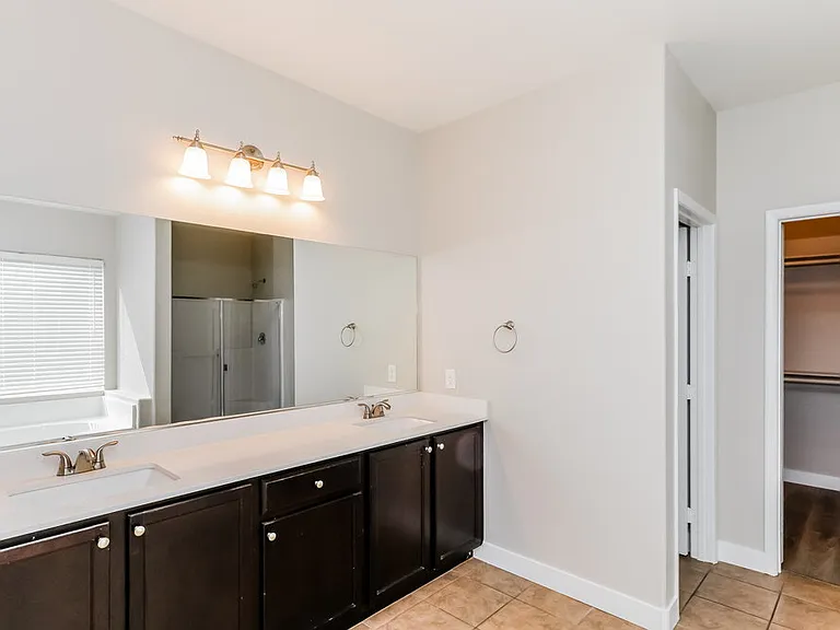 9623 Vega Carpio Ave — Photo 11