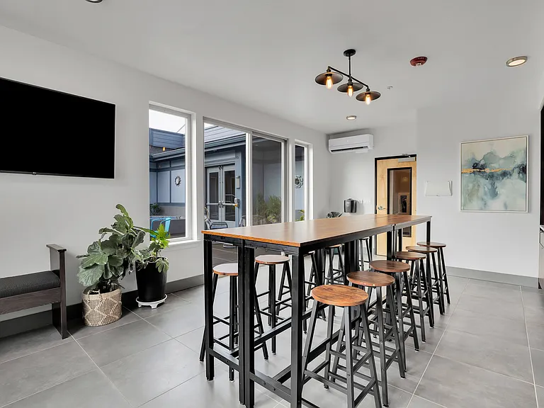 The 72nd Apartments | Resident Lounge