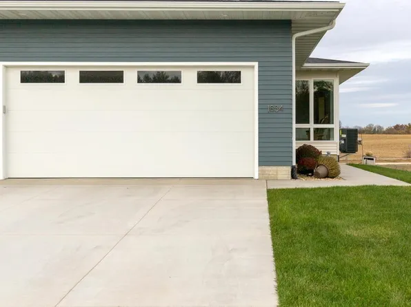 1834 Red Tail Dr, Waterloo, IA 50701