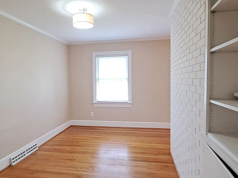 1304 Stockton Rd — Photo 7