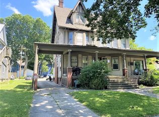 510 W University Ave #2E, Champaign, IL 61820