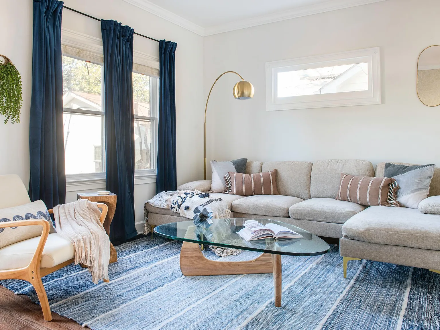 2 bed, 1000 sqft, $4,000 — Photo 2