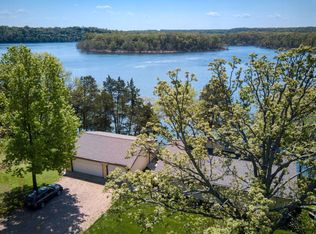 26431 Twin Rivers Dr, Shell Knob, MO 65747