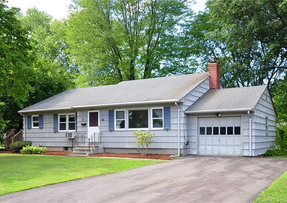 1st image of 6 Green Meadow Dr