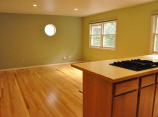 4115 SW 6th Avenue Dr, Portland, OR 97239