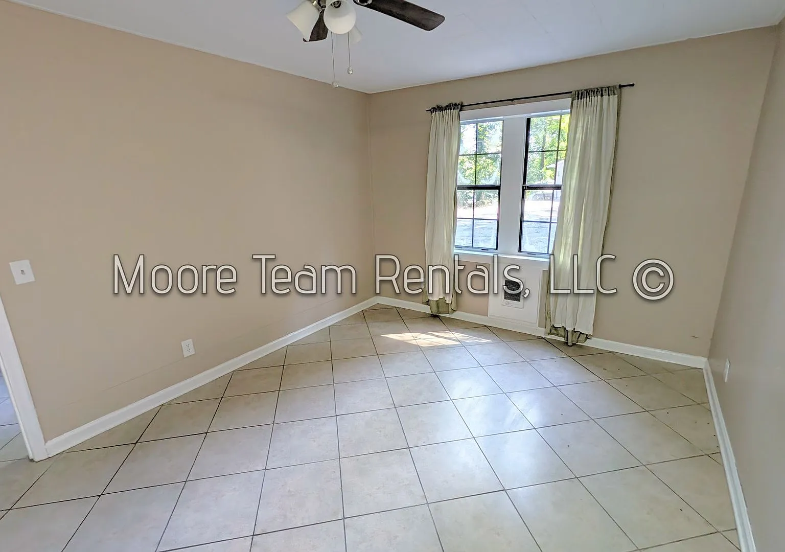Hendersonville Heights Apts 506 — Photo 4